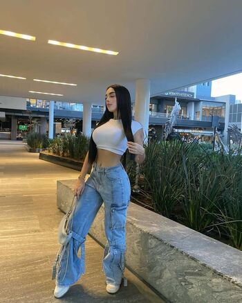 Alejandra Lm