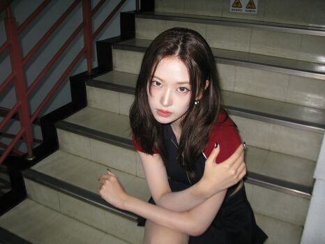 An Yujin 안유진 |