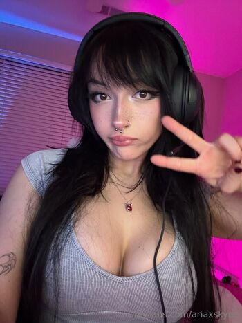 ariaxskyee