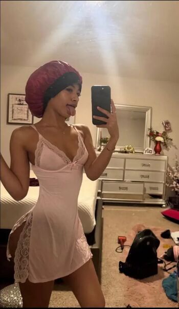 Aya Tanjali/ayatanjali/ayaminaj_