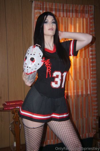 Bea Priestley | Blair Davenport