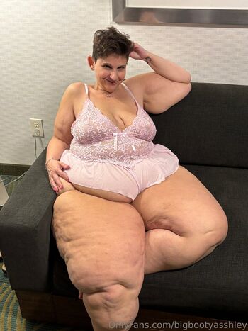 bigbootyasshley