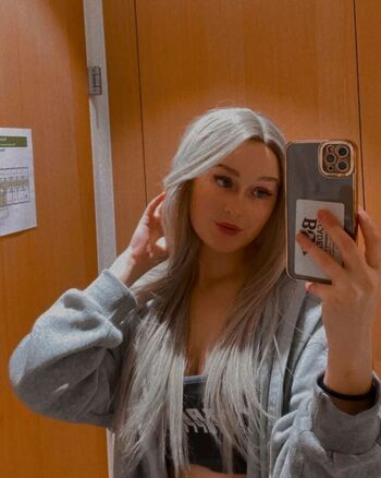blonde5guysgirl