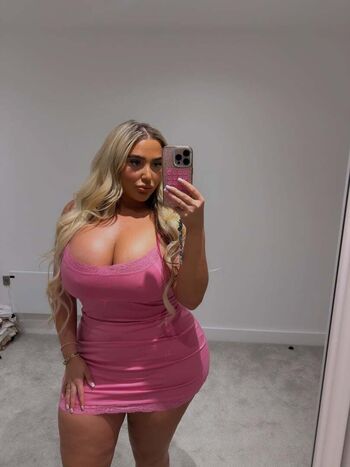 Chloe Amber
