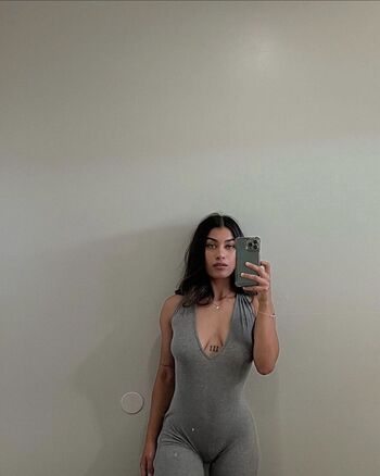 Chvzvanessa