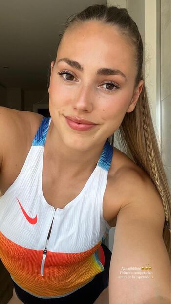 Clara Fernandez