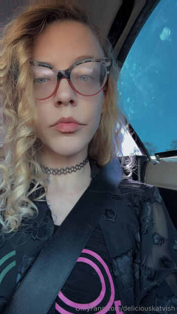 delicious_kat_vicious