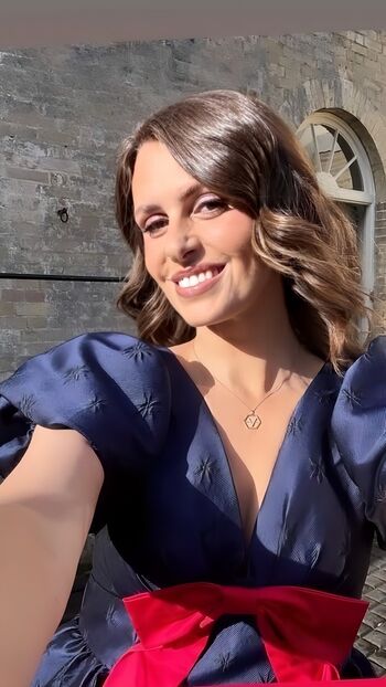 Ellie Taylor Comedian