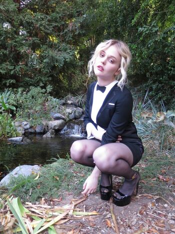 Emily Alyn Lind