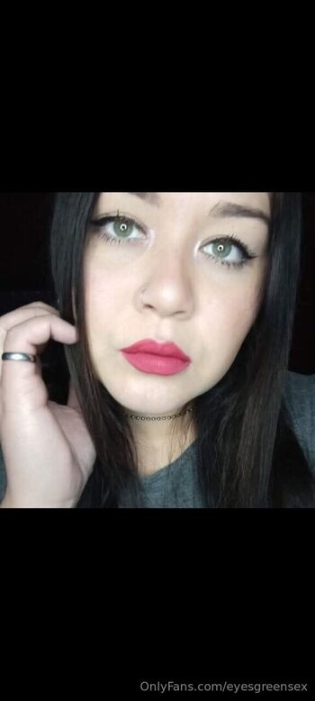 eyesgreensex