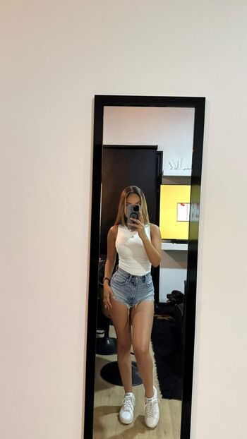 gabriela1.8