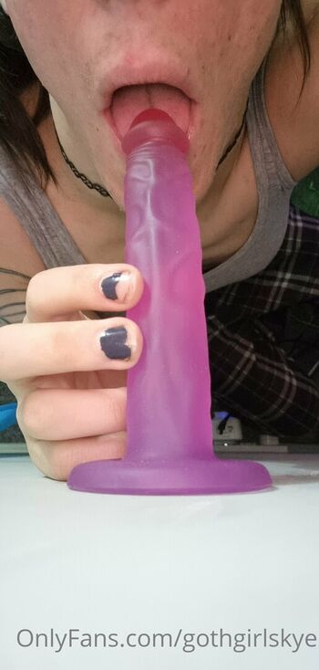 gothgirlskye