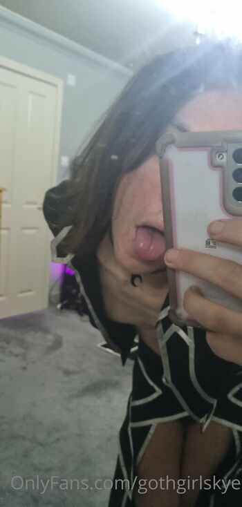 gothgirlskye