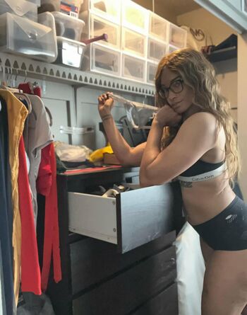 Kaci Lennox