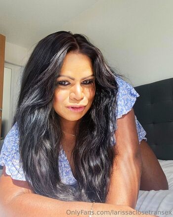 larissaclosetransex