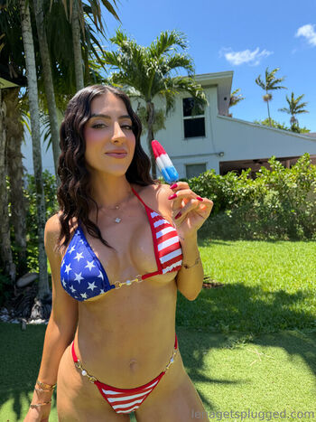Lena The Plug