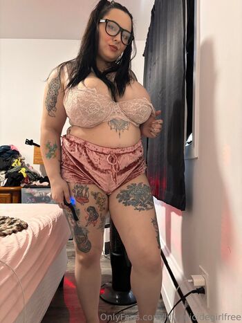 lillysuicidegirlfree