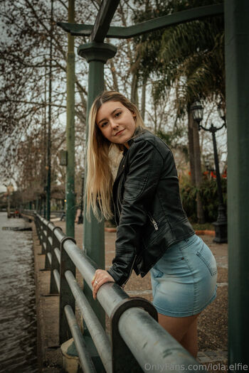 lola.elfie