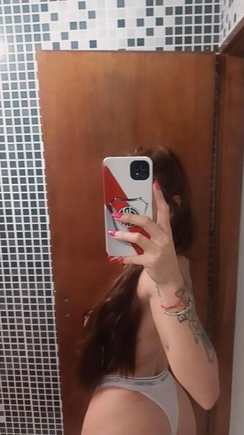 Lorena Paola