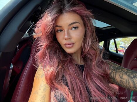 lunaelliee