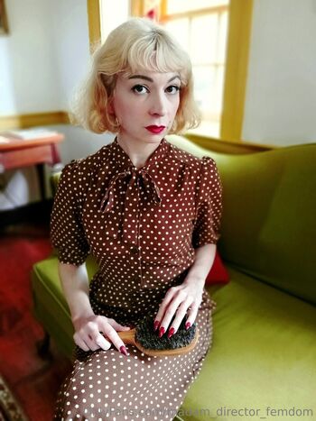 madam_director_femdom