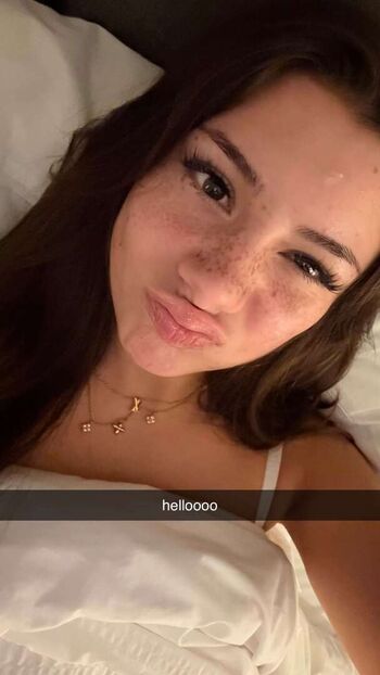 Mikayla Campinos