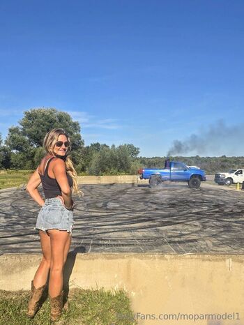 moparmodel1