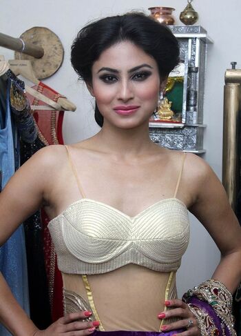 Mouni Roy