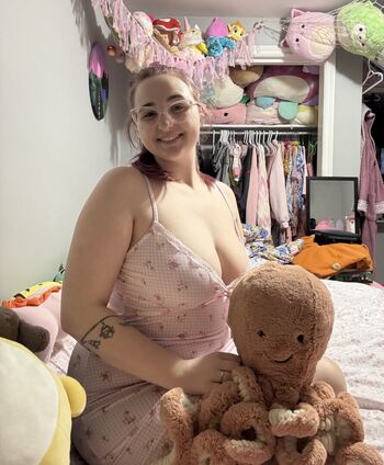 NakedNatty02