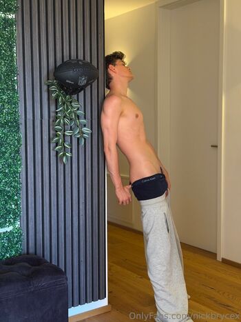 nickbrycex