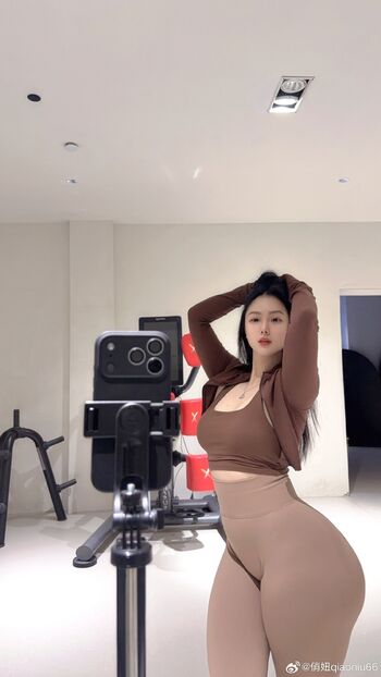 俏妞qiaoniuTT