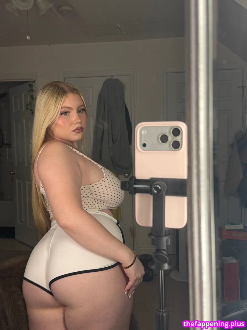 Sadie Stone aka Sadie8808