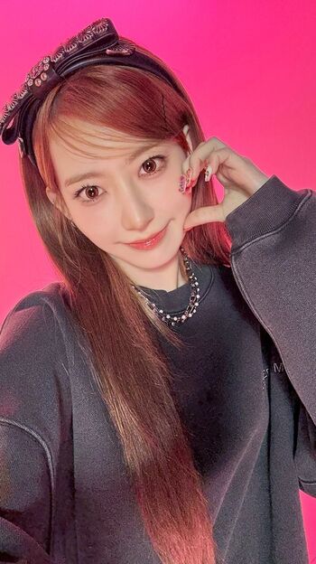 Sakura Miyawaki 宮脇 咲良