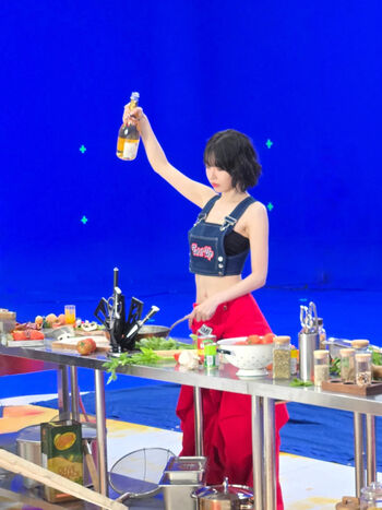 Sakura Miyawaki 宮脇 咲良