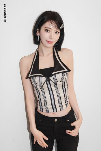 Sakura Miyawaki 宮脇 咲良