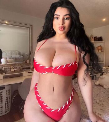 Savala Tee