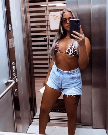 Skyla Giles