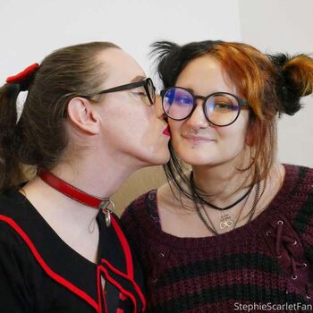 Stephie Scarlet