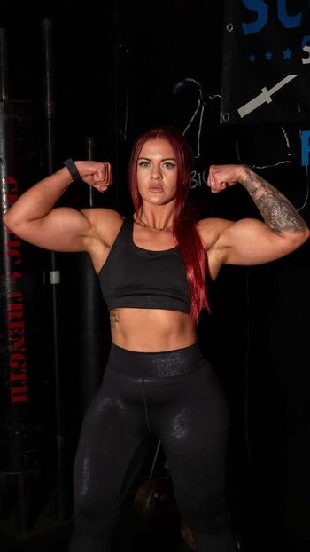 Strong AND Curvy Women