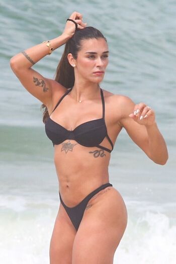 Tainá Castro Militão