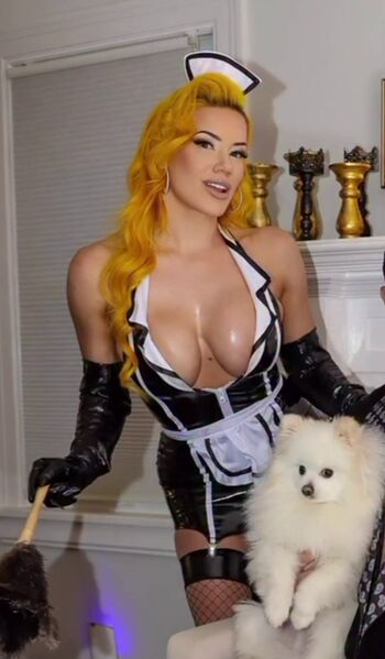 Taya Valkyrie