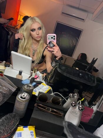 Taylor Momsen