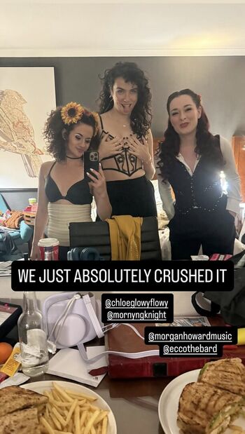 tinygirlbigshow