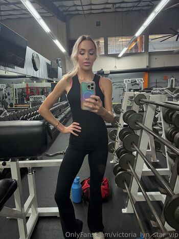 victoria_lyn_star_vip