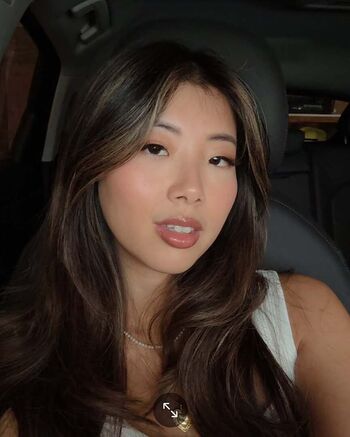 Vivian Marie Wong