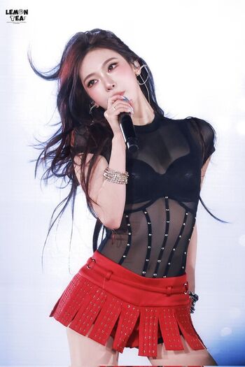 WomenK-pop
