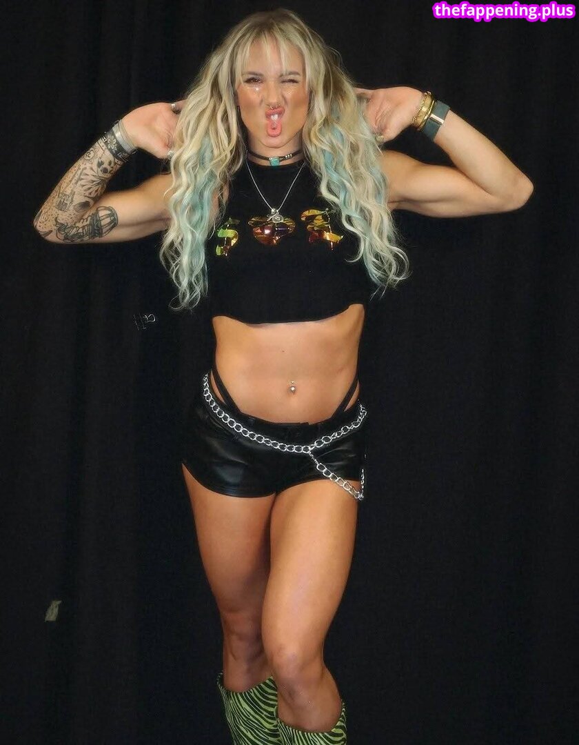 SolRucaWWE / Wwe Sol Ruca / https: / solrvca Фото оголеного OnlyFans #220