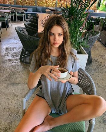 Xenia Tchoumi