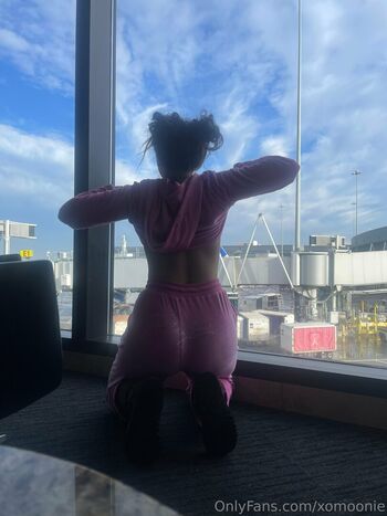 xomoonie