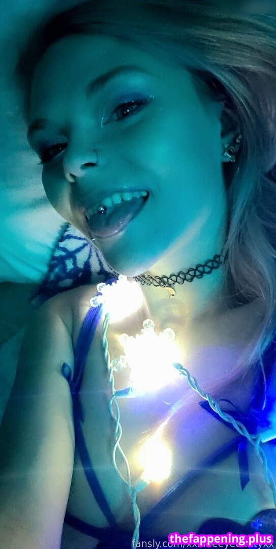 xxblueeyedkittyxx 누드 OnlyFans 사진 #10